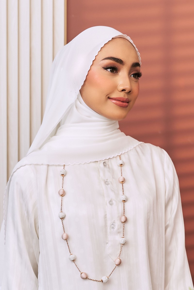 TIARA Sulam Shawl in White